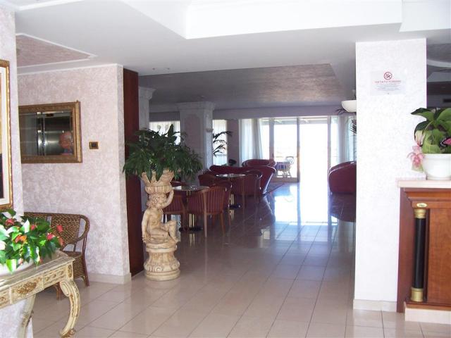 Hotel Imperial Beach light all inclusive, Rimini Marina centro,