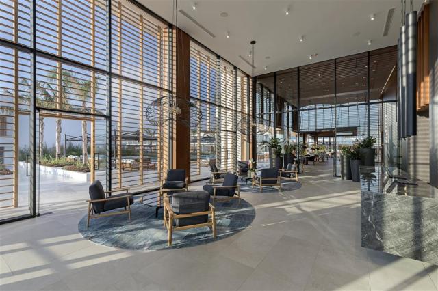 Hotel D´Andrea Lagoon - vstupná hala s recepciou - letecky zája