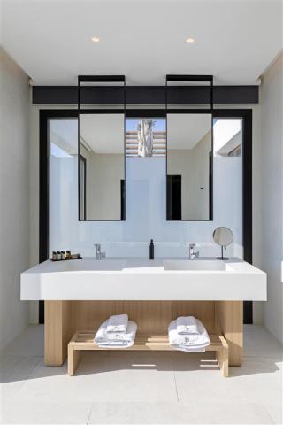 Hotel D´Andrea Lagoon - kúpelňa v izbe PREMIUM - letecky zájazd