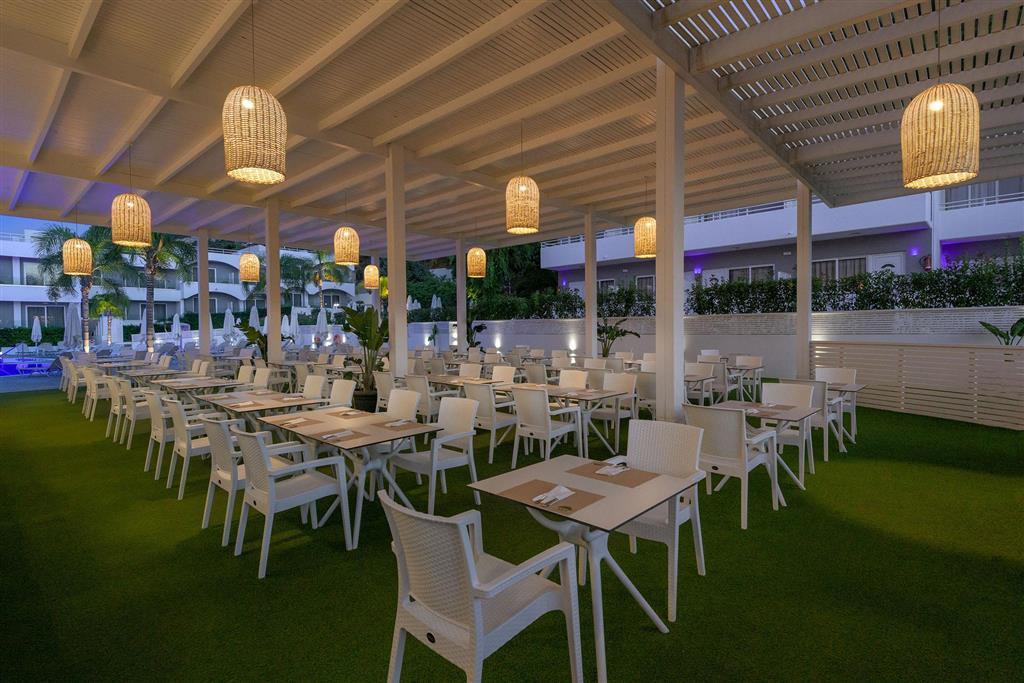 Hotel Oceanis Park - reštaurácia - letecký zájazd CK  - Ixia, R