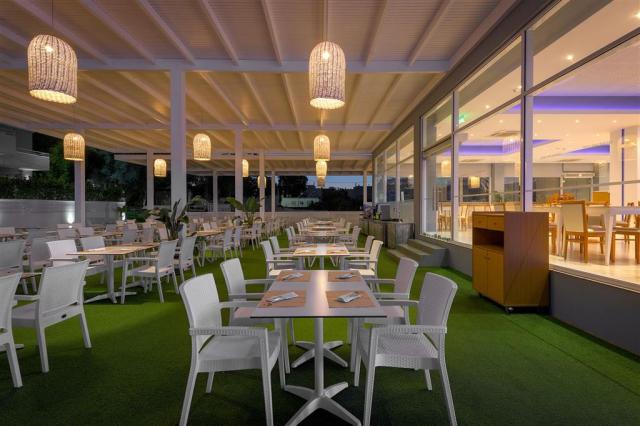 Hotel Oceanis Park - reštaurácia - letecký zájazd CK  - Ixia, R
