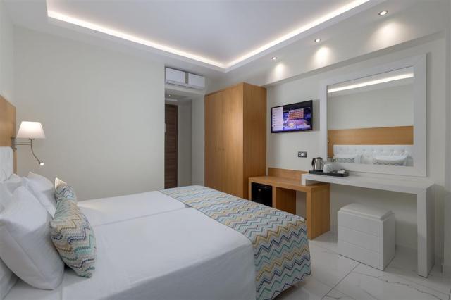 Hotel Oceanis Park - izba - letecký zájazd CK  - Ixia, Rodos