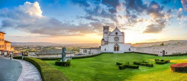CK , letecký poznávací zájazd, Tajomstvá Umbrie a Lazia, Assisi