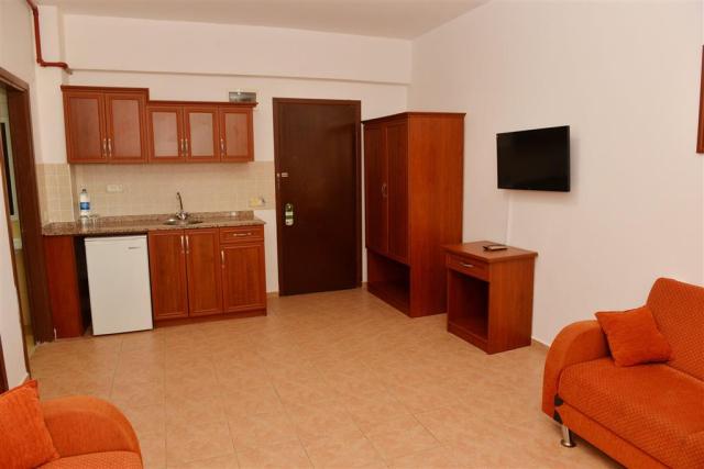 Hotel Xeno Eftalia Resort - rodinná izba - letecký zájazd CK  -