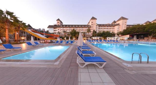 Hotel Xeno Eftalia Resort - bazén - letecký zájazd CK  - Tureck