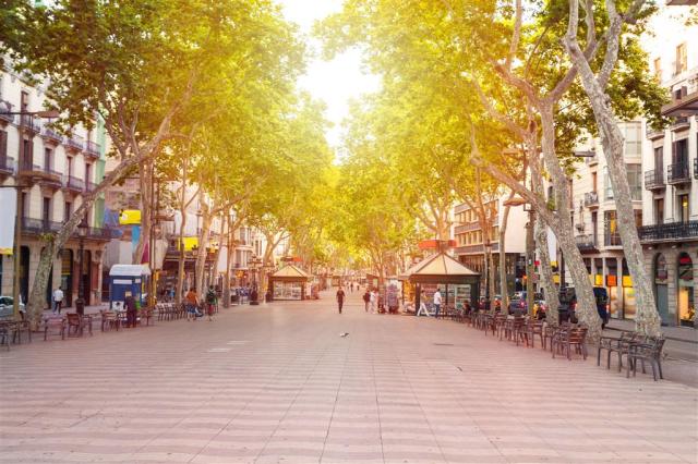 CK , Letecký poznávací zájazd, Španielsko, Barcelona - Gaudího 