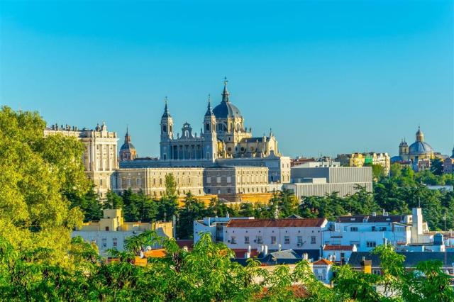 CK , Letecký poznávací zájazd, Španielsko, Madrid, katedrála Sa