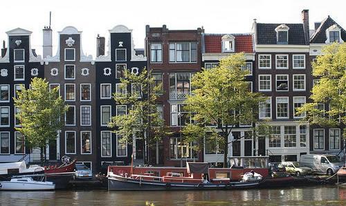 CK , Letecký poznávací zájazd, Amsterdam, typické budovy