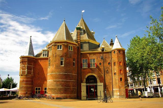 CK , Letecký poznávací zájazd, Amsterdam, In de Waag