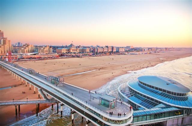 CK , Letecký poznávací zájazd, pláž Scheveningen