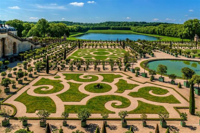 CK , Letecký poznávací zájazd, Francúzsko, Paríž - srdce Francú
