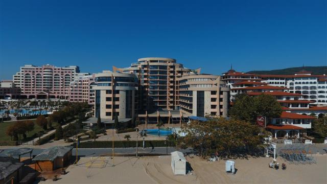 Zenith - hotel - letecký a autobusový zájazd CK  - Bulharsko, S