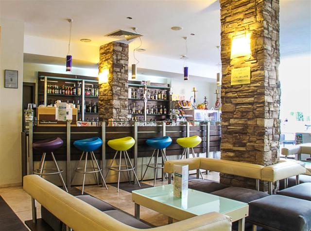 Meridian - bar - letecký a autobusový zájazd CK  - Bulharsko, S