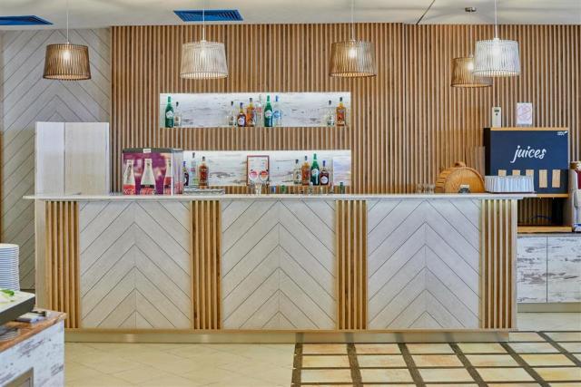 Sentido Bellevue Beach - lobby bar - letecký a autobusový zájaz