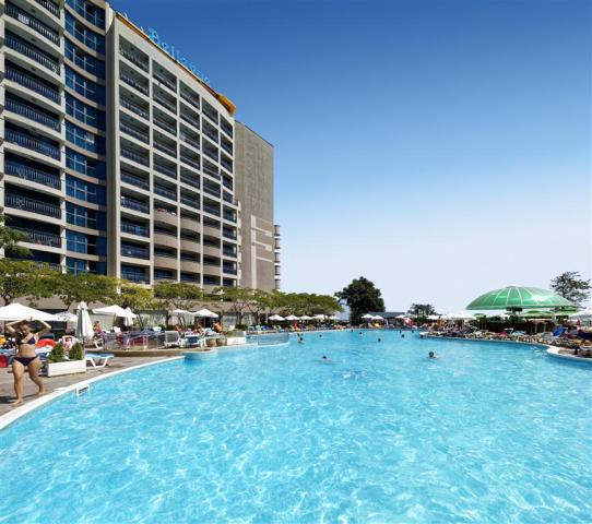 Sentido Bellevue Beach - bazén - letecký a autobusový zájazd - 