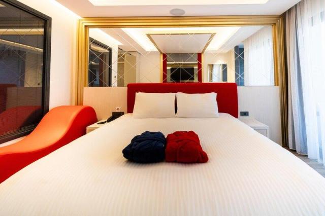 Granada Luxury Red- izba - letecký zájazd CK  - Turecko, Avsall
