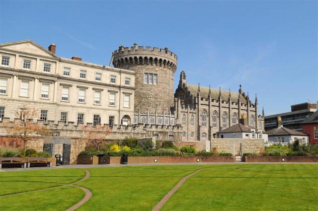 Okruh Írskom, letecký poznávací zájazd, Dublin a Mohérske útesy