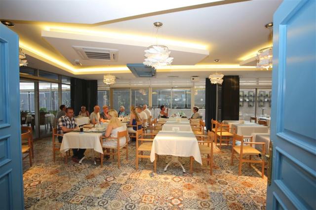 Sunprime C-lounge - a la carte reštaurácia - letecký zájazd  - 