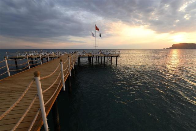 Sunprime C-lounge - mólo - letecký zájazd  - Turecko, Alanya