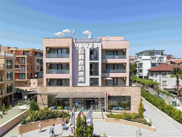 Cinema Hotel - hotel - letecký a autobusový zájazd CK  - Bulhar