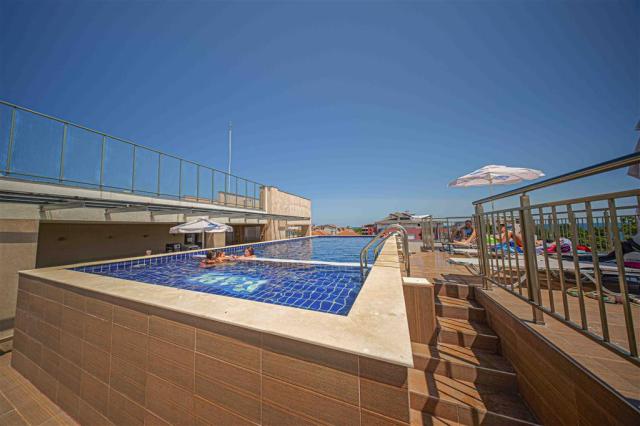 Cinema Hotel - bazén - letecký a autobusový zájazd CK  - Bulhar