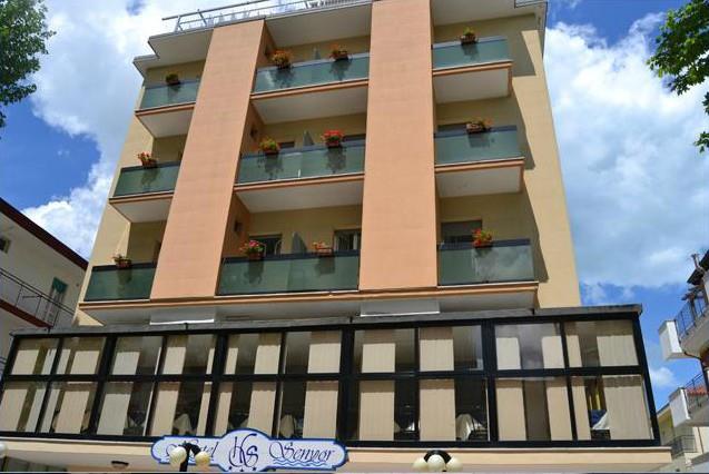 Hotel SENYOR Rimini Taliansko, pobyty a zájazdy individuálnou a