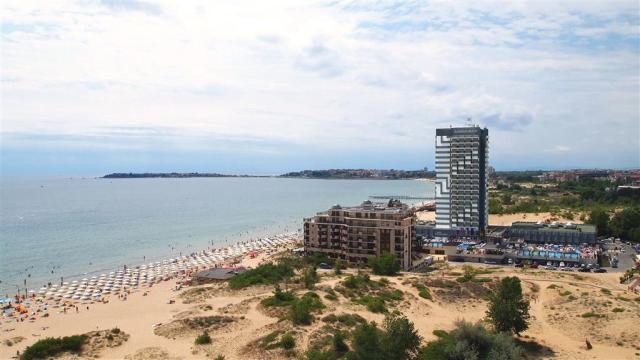 Burgas Beach - hotel - letecký a autobusový zájazd CK  - Bulhar
