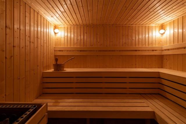Burgas Beach - sauna - letecký a autobusový zájazd CK  - Bulhar