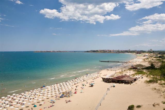Burgas Beach - pláž - letecký a autobusový zájazd CK  - Bulhars