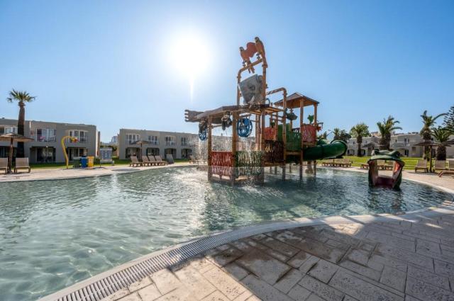 Akti Coast Club - bazény - letecky zájazd CK  - Marmari, Kos