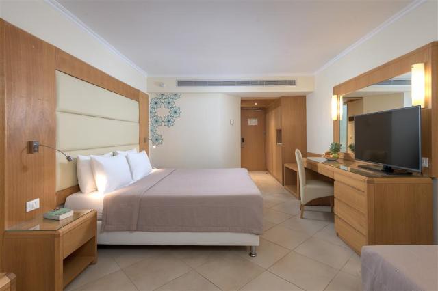 Hotel Lindos Royal Resort - superior s bočným výhľadom na more 