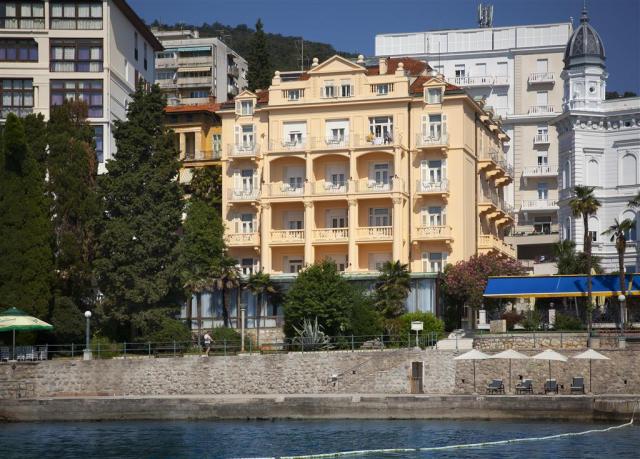 Hotel Lungomare - zájazd CK  - Chorvátsko - Opatija