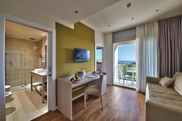 Resort Crvena Luka Hotel - zájazd CK  - Chorvátsko - Biograd na