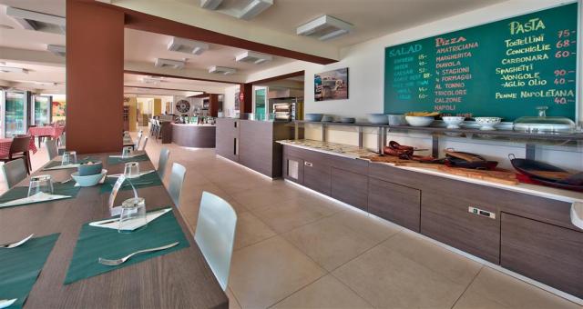 Resort Crvena Luka Hotel - zájazd CK  - Chorvátsko - Biograd na