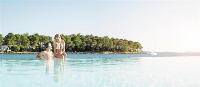 Resort Crvena Luka Hotel - zájazd CK  - Chorvátsko - Biograd na