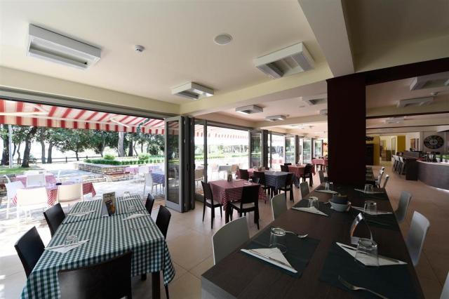 Resort Crvena Luka Hotel - zájazd CK  - Chorvátsko - Biograd na