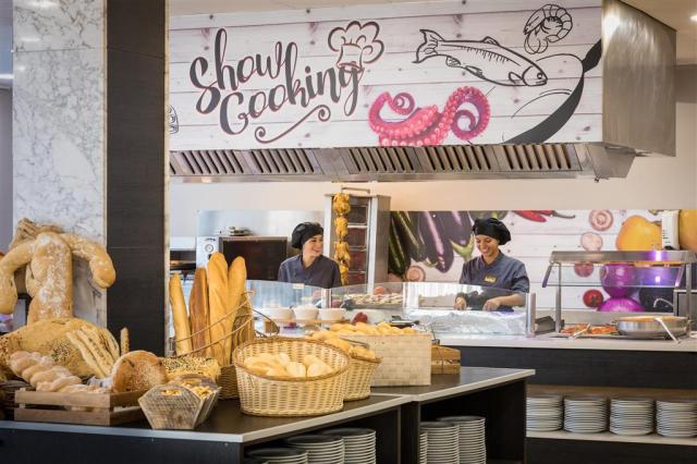 H-TOP Olympic - hotel - letecký zájazd CK  - Španielsko, Calell