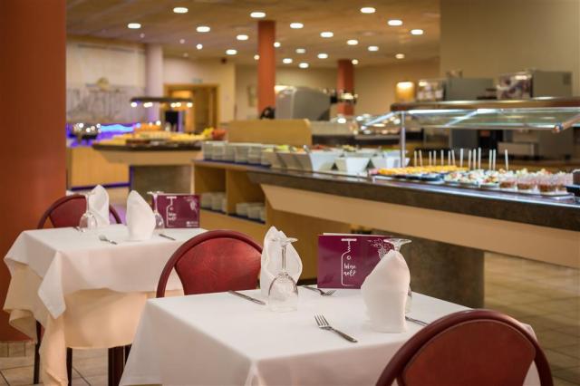 H.TOP Royal Sun Suites - bufetová reštaurácia - letecký zájazd 