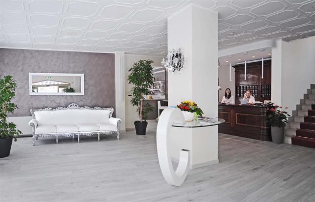 Hotel & Aparthotel Olimpia - zájazd CK  - Taliansko - Bibione