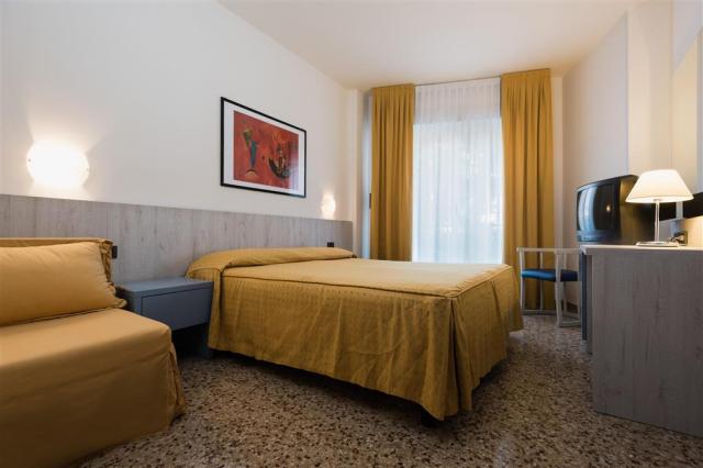 Hotel & Aparthotel Olimpia - zájazd CK  - Taliansko - Bibione