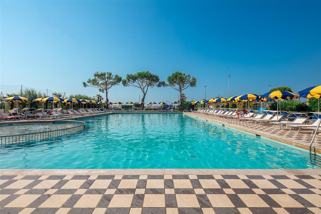 Hotel Excelsior - zájazd CK - Taliansko - Bibione