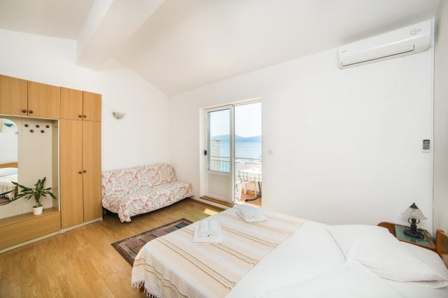 Dovolenka / zájazdy / cestovanie, Chorvátsko, Gradac, apartmány