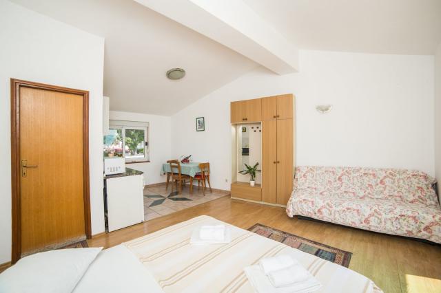 Dovolenka / zájazdy / cestovanie, Chorvátsko, Gradac, apartmány