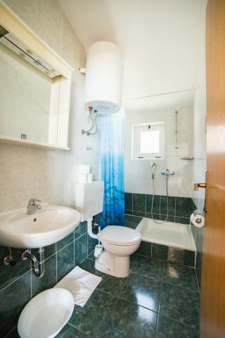 Dovolenka / zájazdy / cestovanie, Chorvátsko, Gradac, apartmány