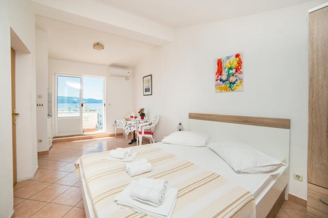Dovolenka / zájazdy / cestovanie, Chorvátsko, Gradac, apartmány