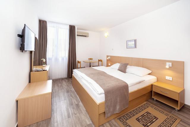 Dovolenka / zájazdy / cestovanie, Chorvátsko, ostrov Krk, Hotel