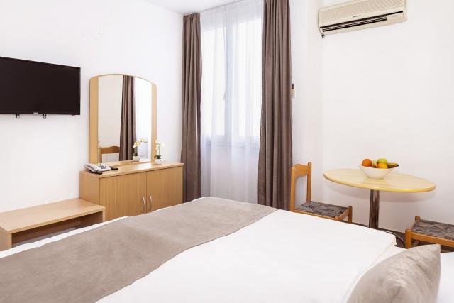 Dovolenka / zájazdy / cestovanie, Chorvátsko, ostrov Krk, Hotel
