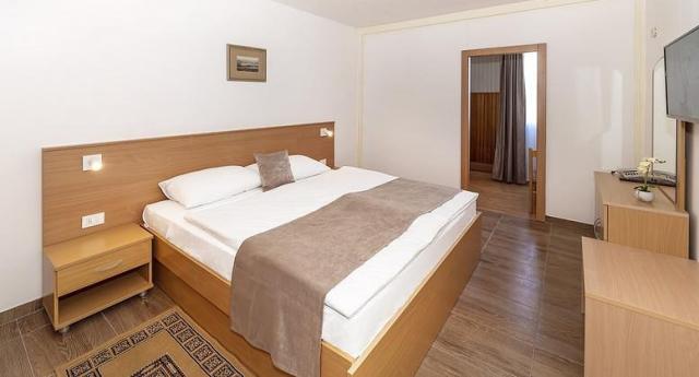 Dovolenka / zájazdy / cestovanie, Chorvátsko, ostrov Krk, Hotel