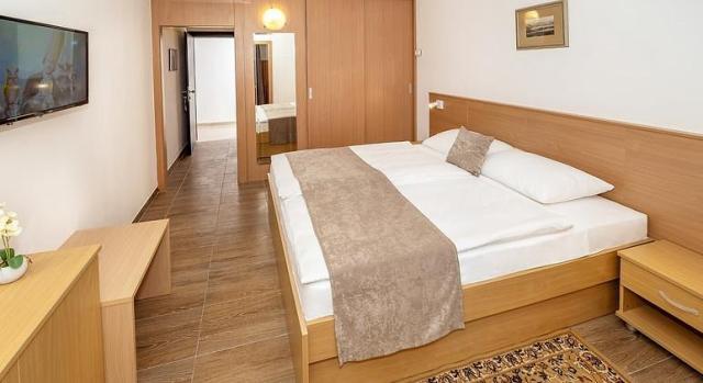Dovolenka / zájazdy / cestovanie, Chorvátsko, ostrov Krk, Hotel