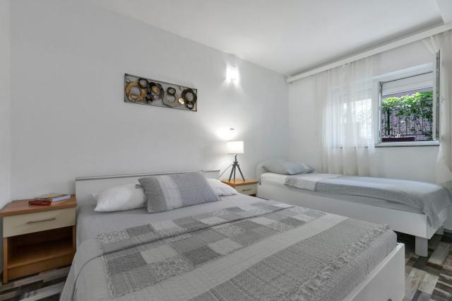 Dovolenka / zájazdy / cestovanie, Chorvátsko, Gradac, Vila Dian